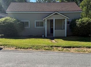 9549 Crooked Hill Rd, Clayville, NY 13322