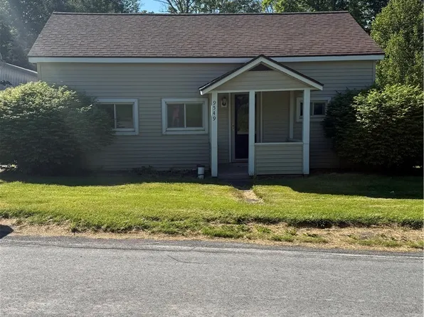 9549 Crooked Hill Rd, Clayville, NY 13322