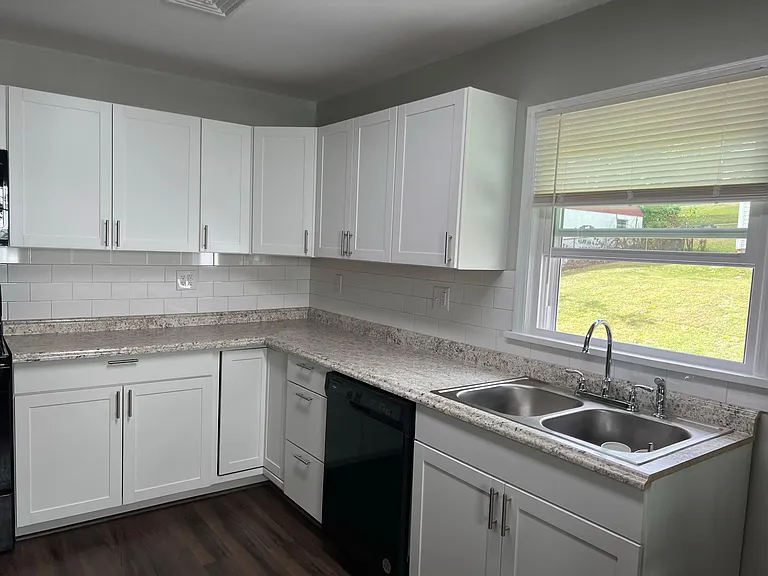 134 Park Blvd — Photo 9