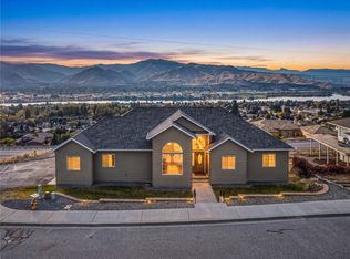 566 Lower Daniels Drive, East Wenatchee, WA 98802
