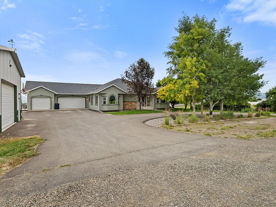 1st image of 6875 Scratchgravel Dr