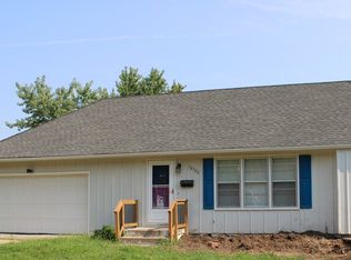 12522 E 49th St S, Independence, MO 64055