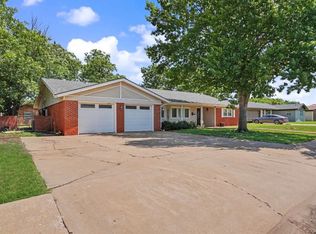 213 Mockingbird Dr S, Altus, OK 73521