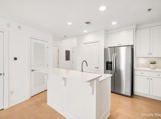 2255 Peachtree Rd NE UNIT 426, Atlanta, GA 30309