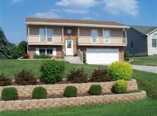 2498 E Lakeshore Dr, Crown Pt, IN 46307