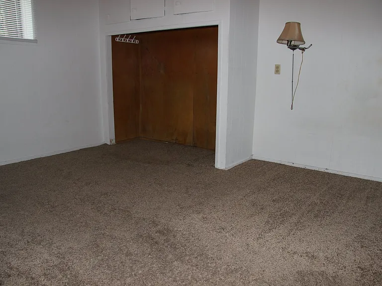 24 S Poplar St #2 — Photo 10