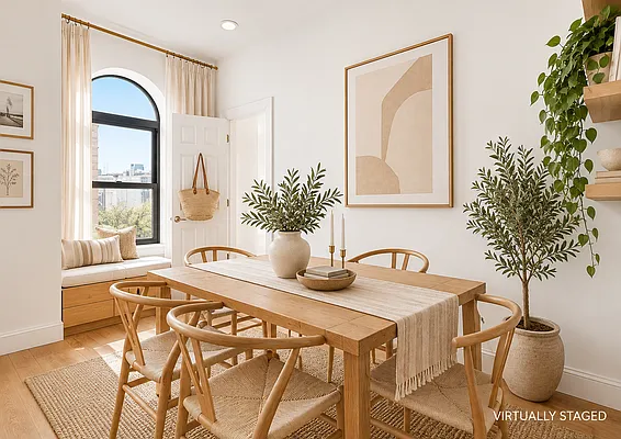 Dining area, photo 1