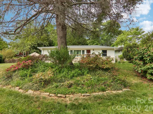 57 Langwell Ave, Asheville, NC 28806