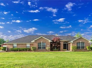 205 Dana Ln, Bossier City, LA 71111