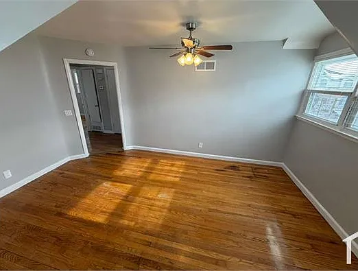 43 Grandview Ave #2 — Photo 2