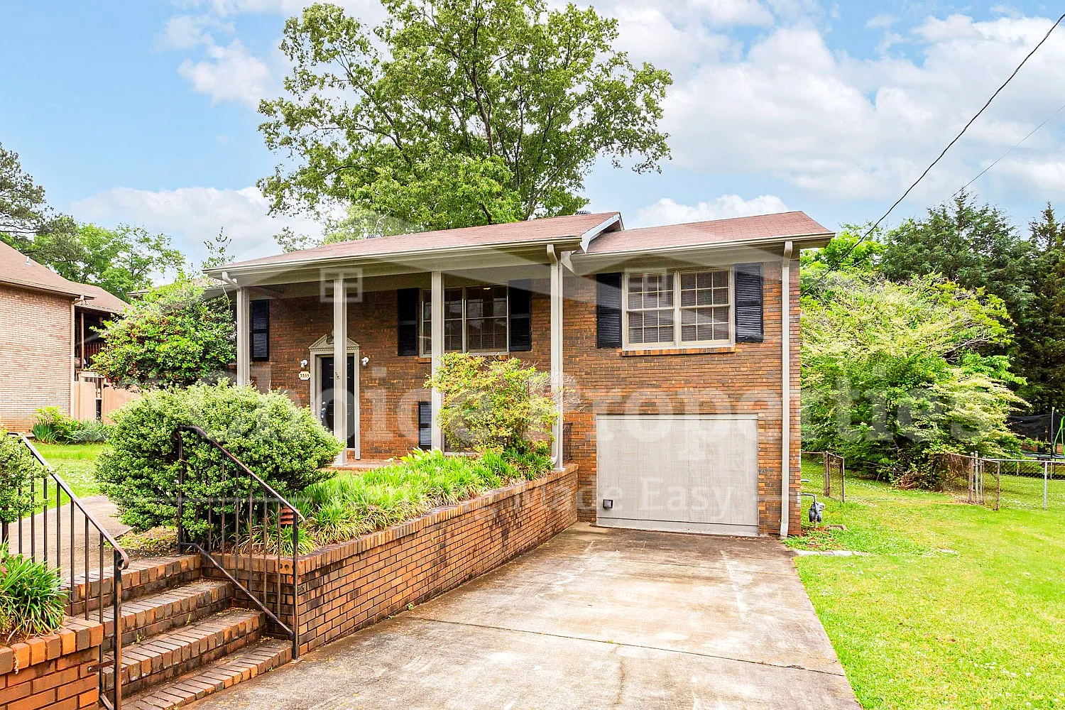 3355 Crescent Drive, Hueytown, AL - 1 — Photo 2