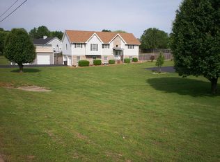 2243 Clara Mathis Rd, Spring Hill, TN 37174