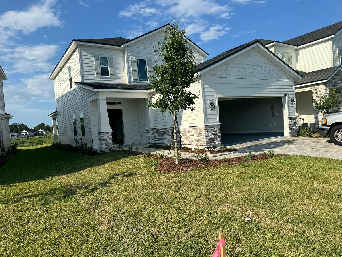 Building Photo - 657 Silver Landing Dr