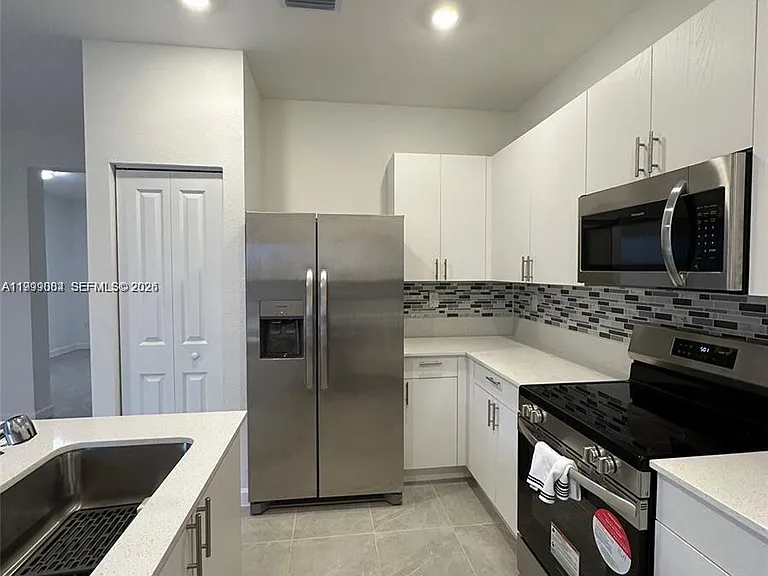 12868 SW 232nd Ter — Photo 14
