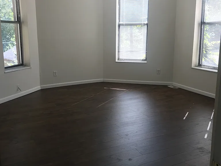 4362 McPherson Ave — Photo 13