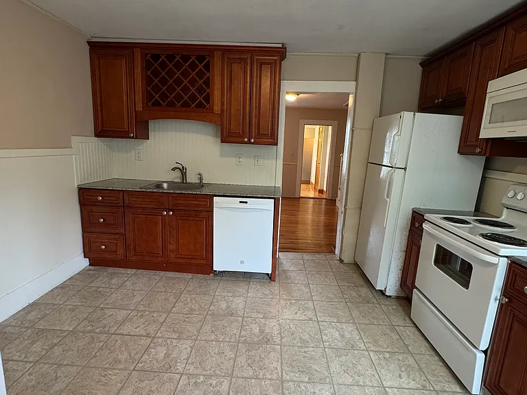 46 Old Amherst Rd #2 — Photo 3