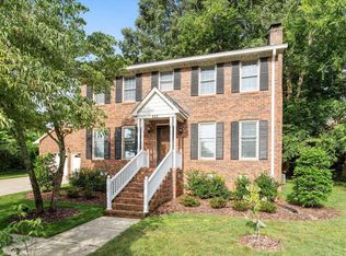 422 Wildwood Ln, Graham, NC 27253