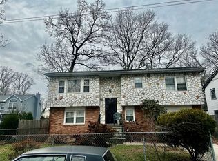 25 Crown Avenue, Huntington, NY 11743