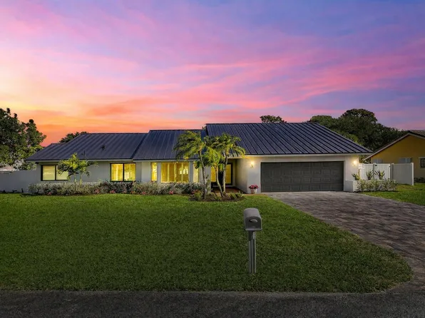 3527 SW 23rd Street, Delray Beach, FL 33445