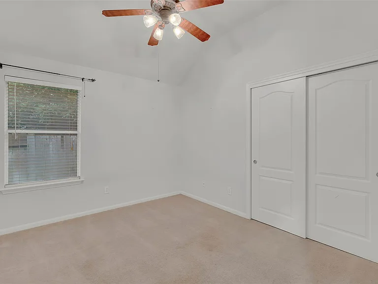 11511 Timberly Park Ln — Photo 16