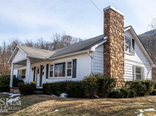 374 Main St, Mill Hall, PA 17751