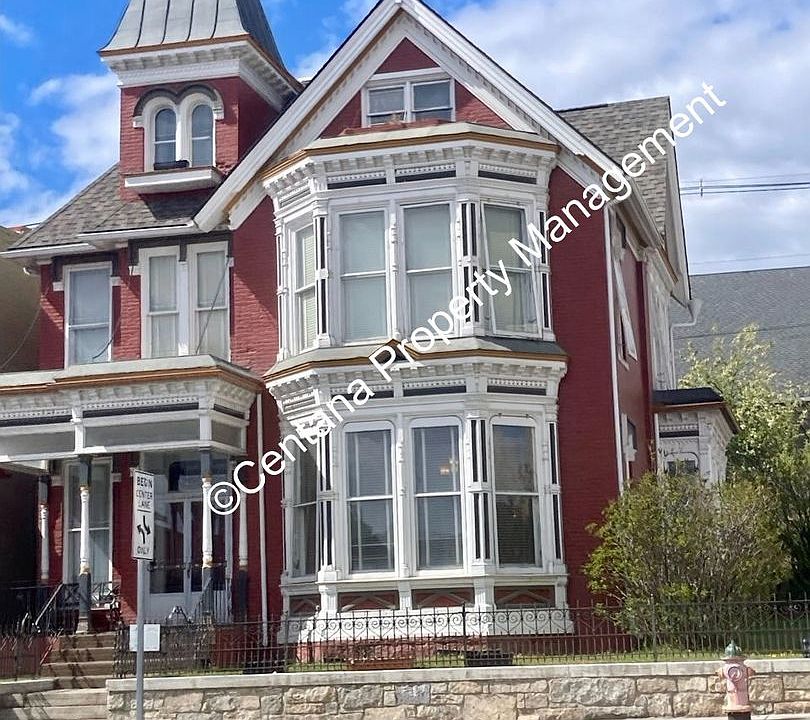 Building Photo 4