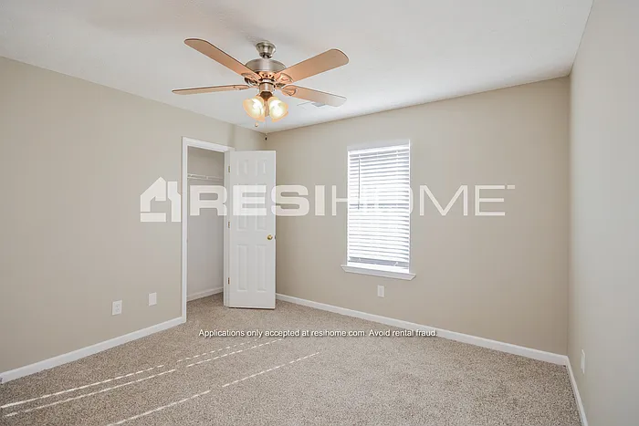 138 Floresta Dr — Photo 13