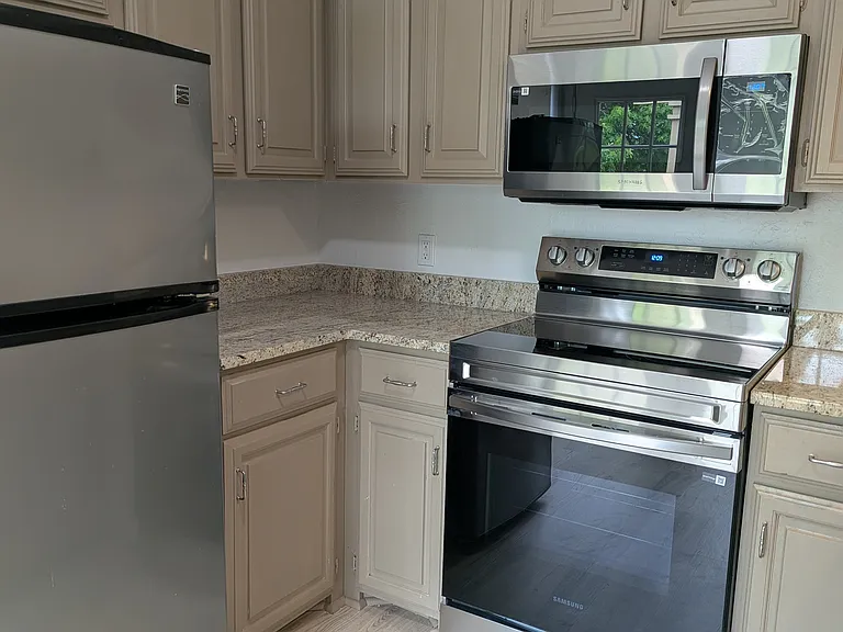 New Stainless High-End Range and Microwave