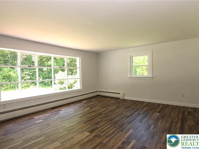 151 Dogwood Dr — Photo 3