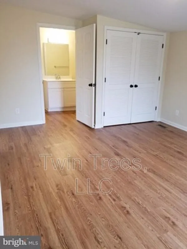 2 bed, 1.0 bath, 1100 sqft, $1,250 — Photo 4