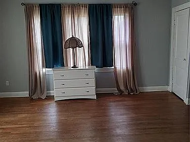 545 W Wood St — Photo 7
