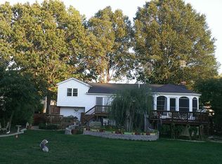 2616 Armada St, Herndon, VA 20171