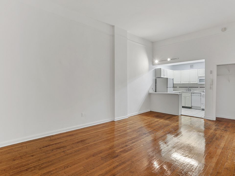 1st image of 43 W 86th St #3B