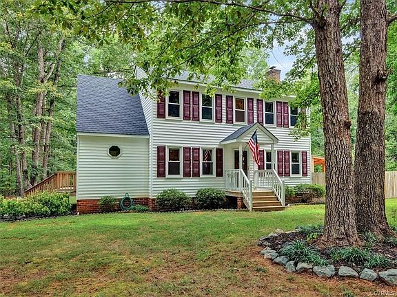 2nd image of 4089 Jefferson Woods Dr