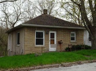 2209 Riverside Dr, Lake Station, IN 46405