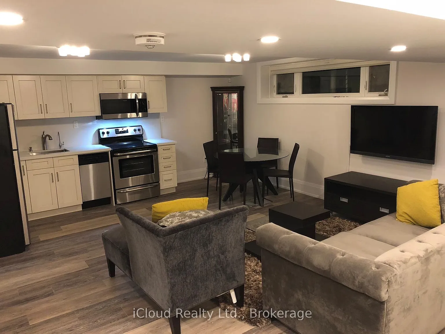 2 bed, $2,100 — Photo 2