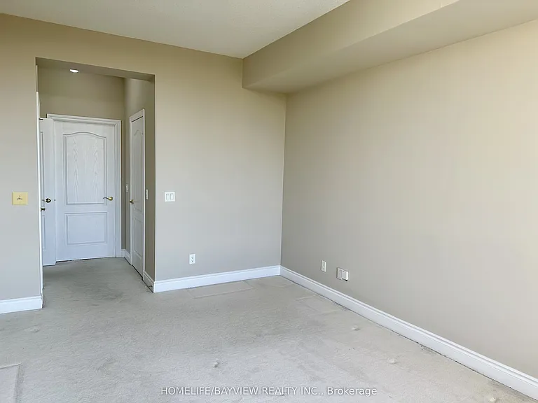 1101 Leslie St #706 — Photo 15