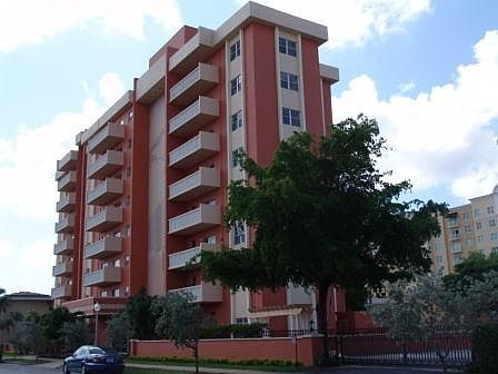 Boutique Style High Rise
