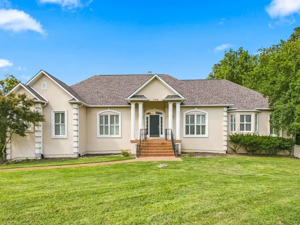 1108 Abbey Rd, Columbia, TN 38401