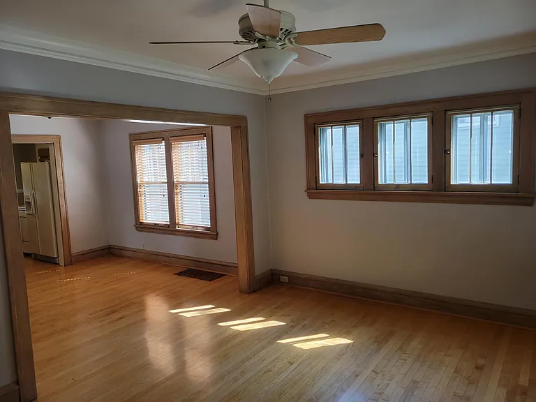 4409 Nokomis Ave — Photo 38