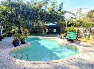2326 Andalusia Way NE, Saint Petersburg, FL 33704
