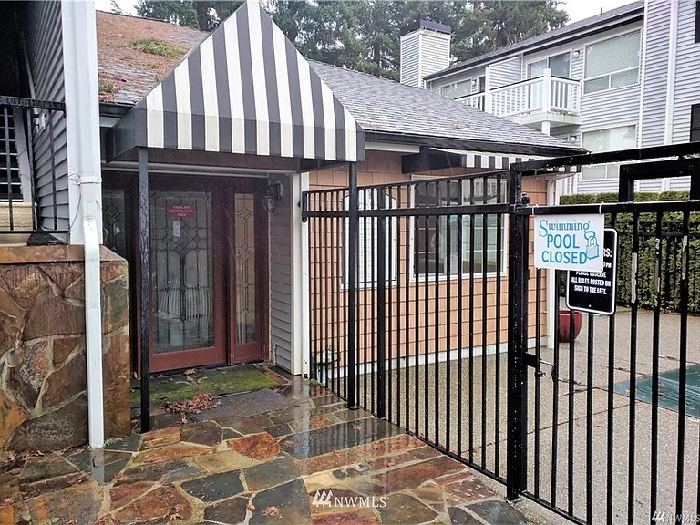 1007 156th Ave NE #211 — Photo 16