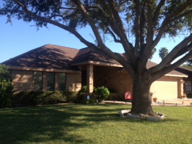 1st image of 415 Savannah Dr