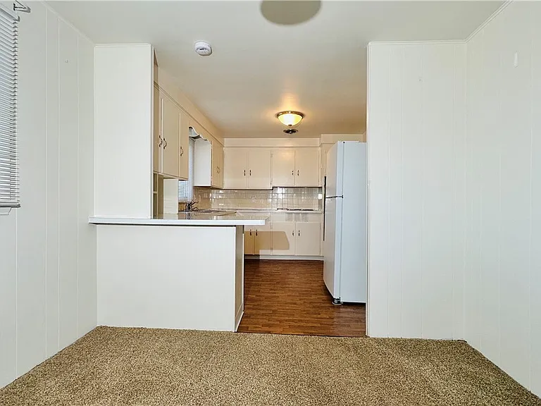 954 Brighton Rd — Photo 11