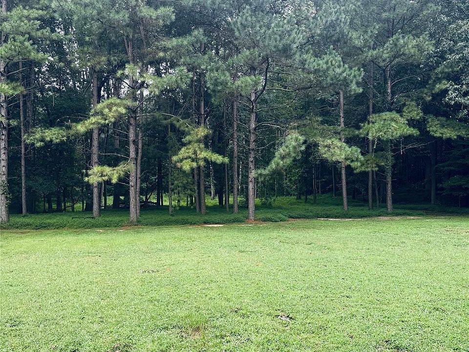 2nd image of 6107 Jeanne Dr