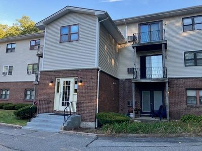 79 Ivan St APT 78, North Providence, RI, 02904
