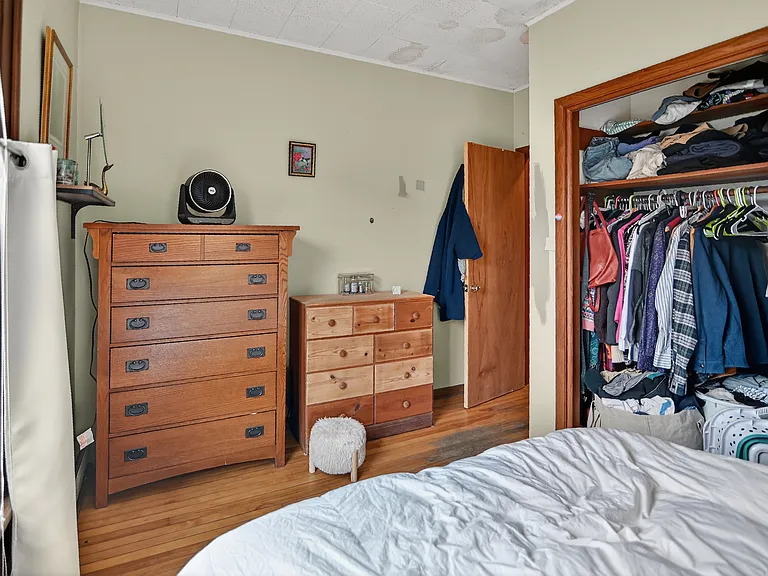 820 E Dayton St #1 — Photo 9