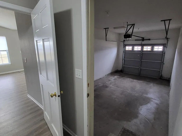 2010 Westwick Cir — Photo 15