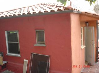 2527 Berkeley Ave, Los Angeles, CA 90026