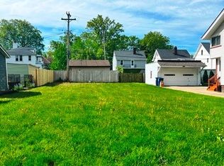 14909 Arden Ave, Lakewood, OH 44107